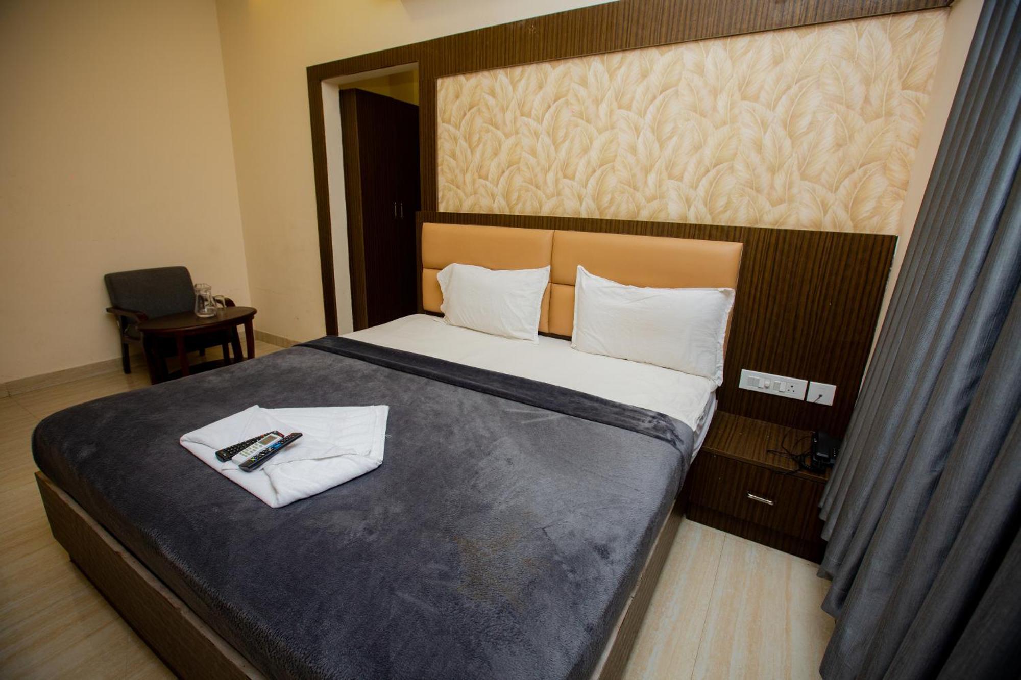 The Park Avenue Hotel - Business Class Hotel Near Central Railway Station Chennai Periyamet 외부 사진