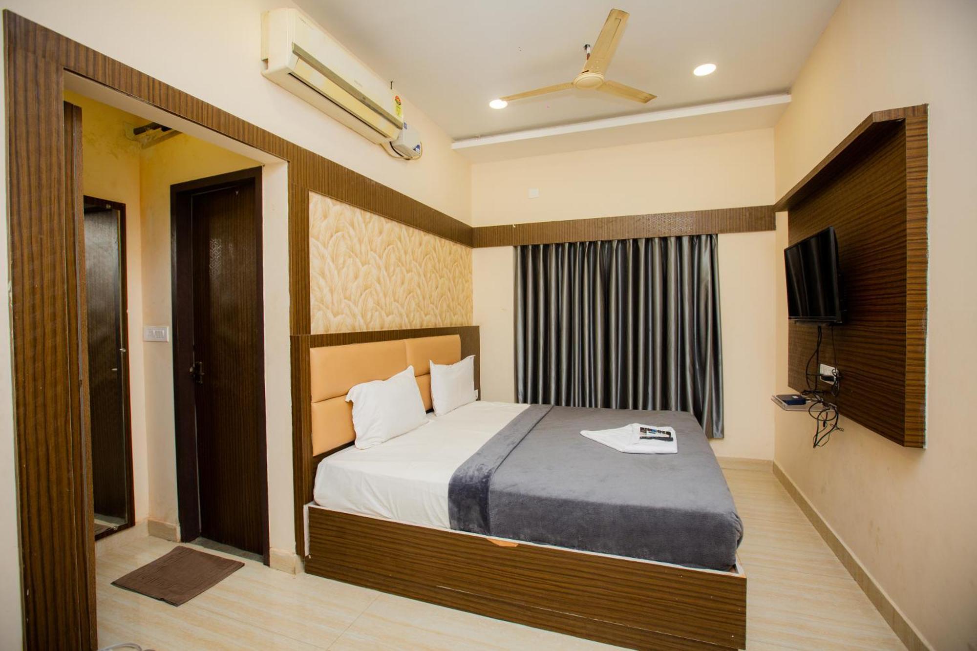 The Park Avenue Hotel - Business Class Hotel Near Central Railway Station Chennai Periyamet 외부 사진