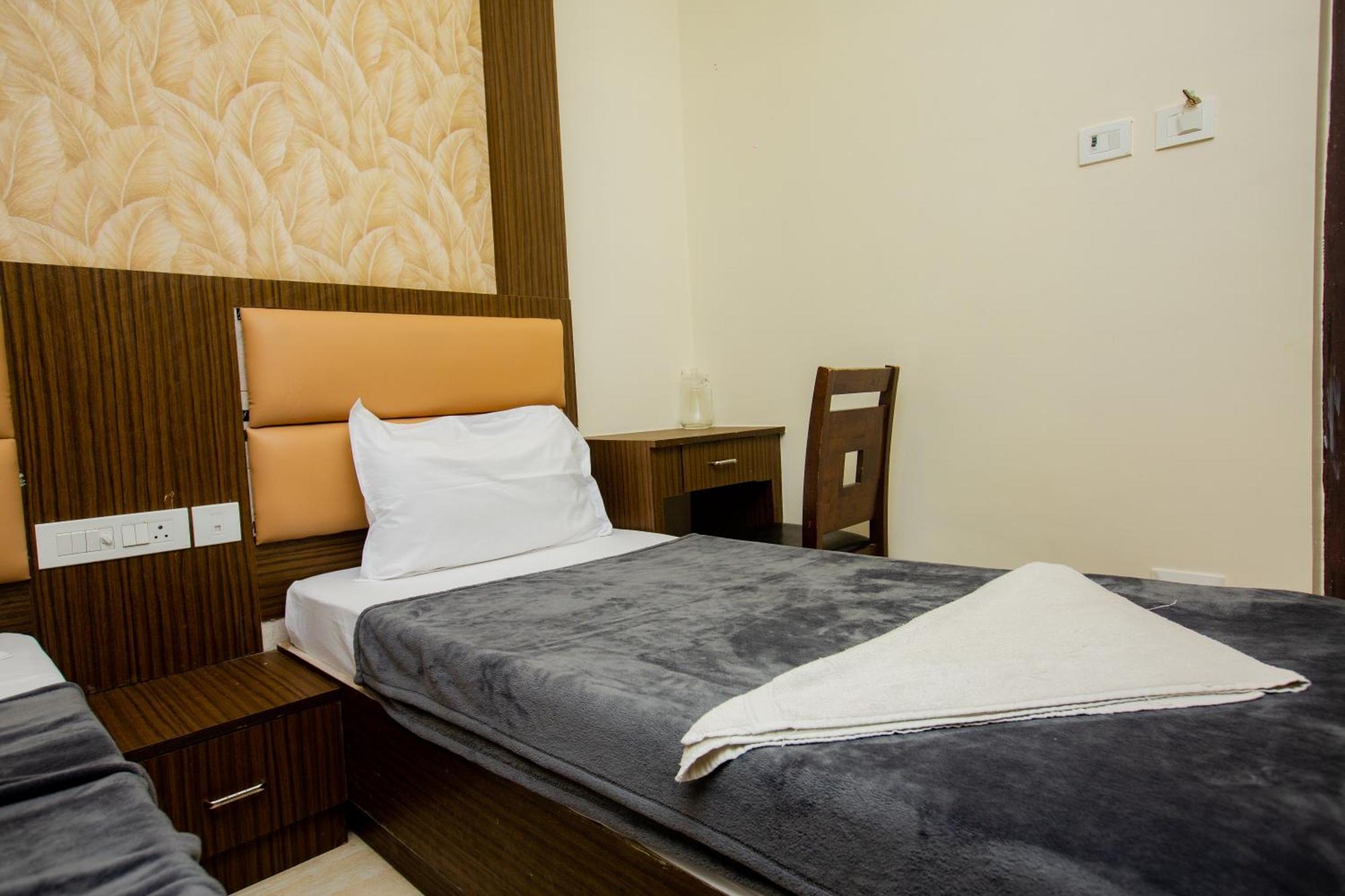 The Park Avenue Hotel - Business Class Hotel Near Central Railway Station Chennai Periyamet 외부 사진