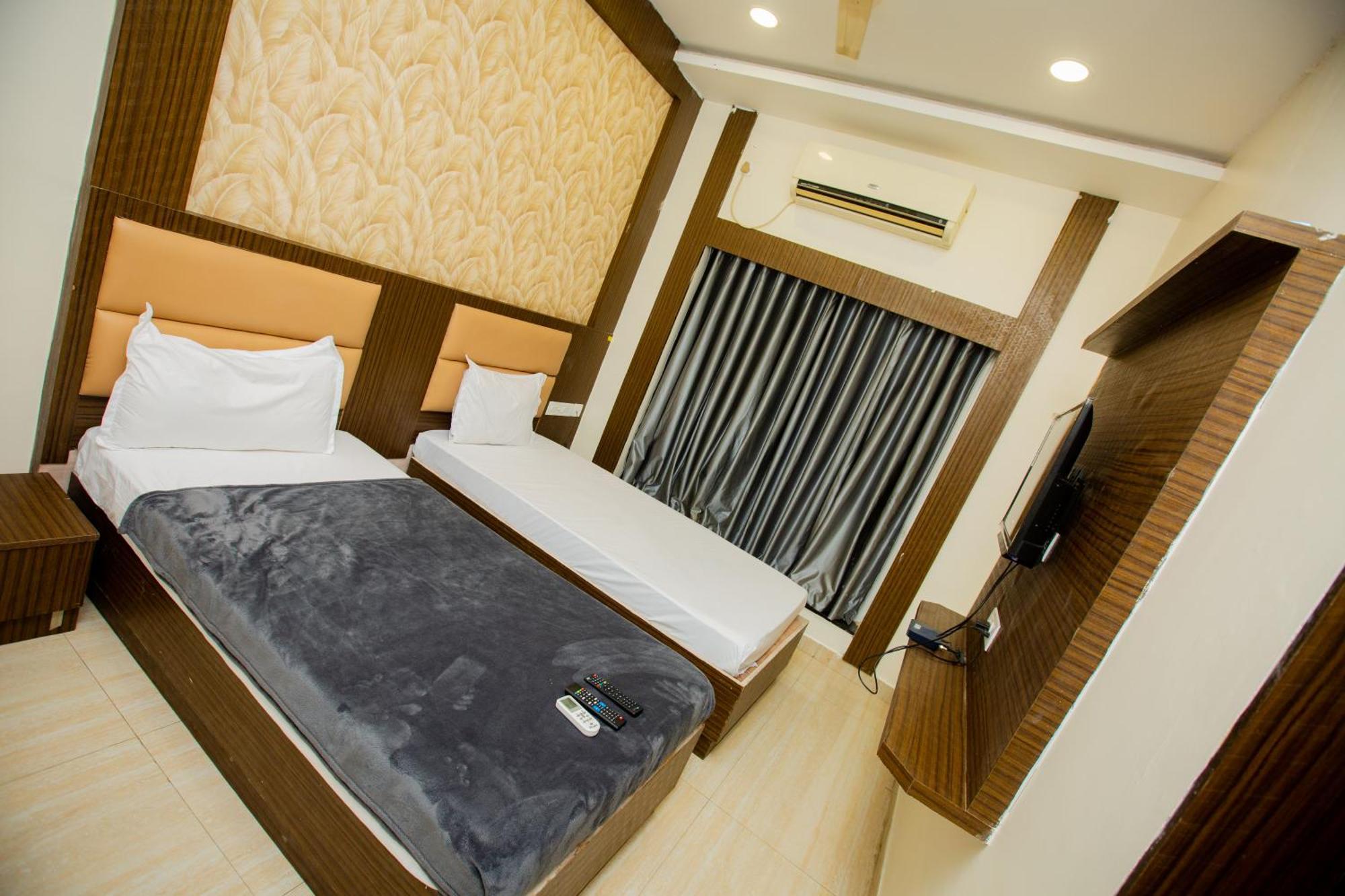 The Park Avenue Hotel - Business Class Hotel Near Central Railway Station Chennai Periyamet 외부 사진