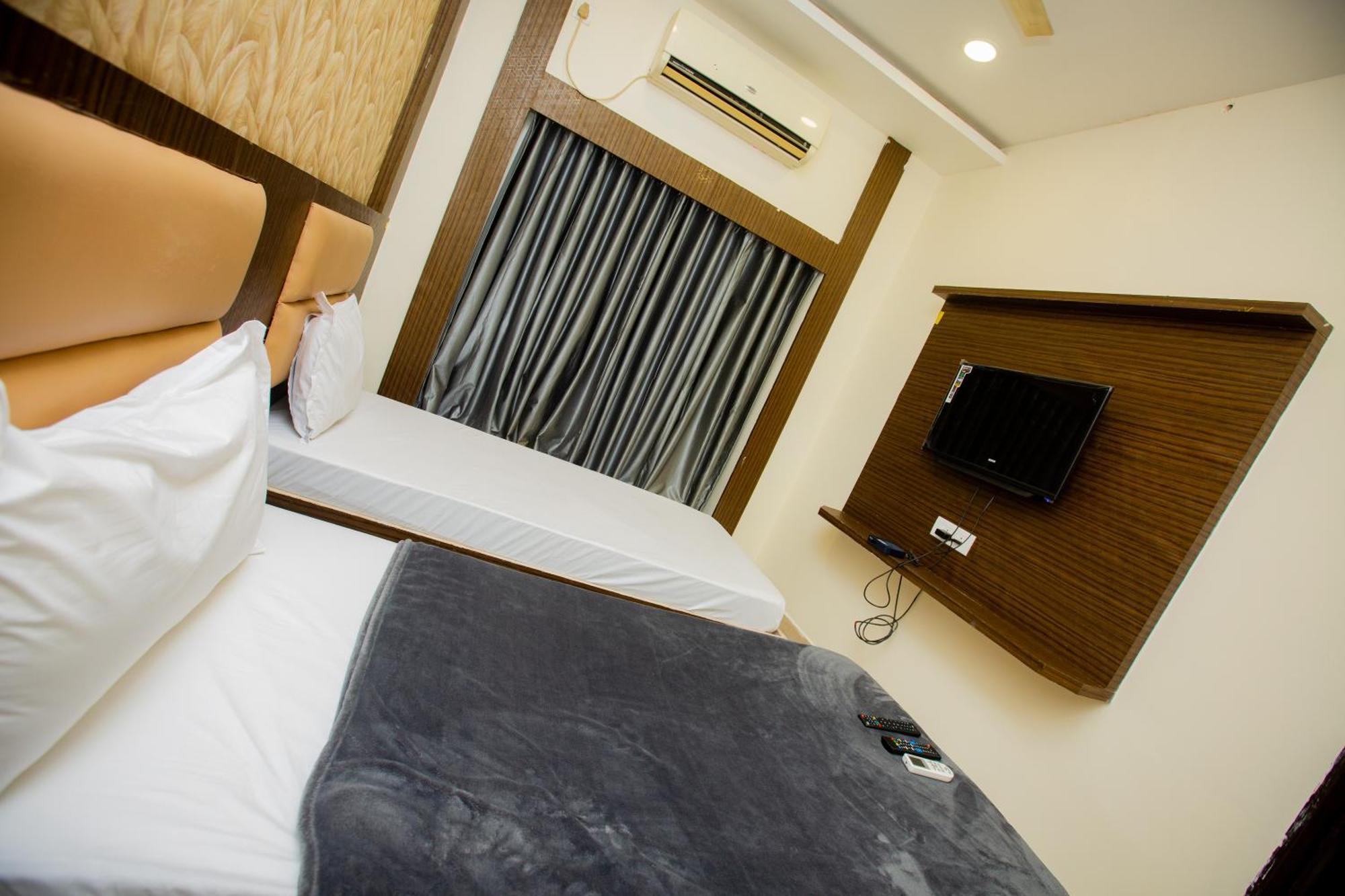The Park Avenue Hotel - Business Class Hotel Near Central Railway Station Chennai Periyamet 외부 사진
